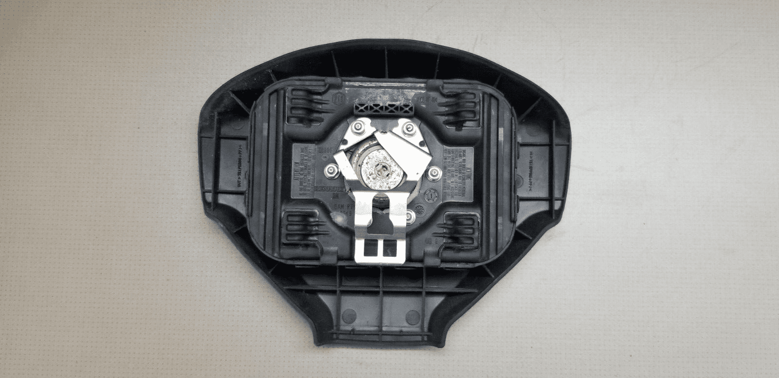 Vauxhall Vivaro 2001-2010 Drivers airbag 8200676904 - Image 3