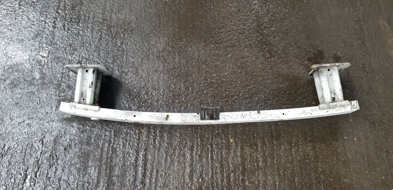 Vauxhall Vivaro 2015 FRONT BUMPER REINFORCEMENT CRASH BAR - Image 3