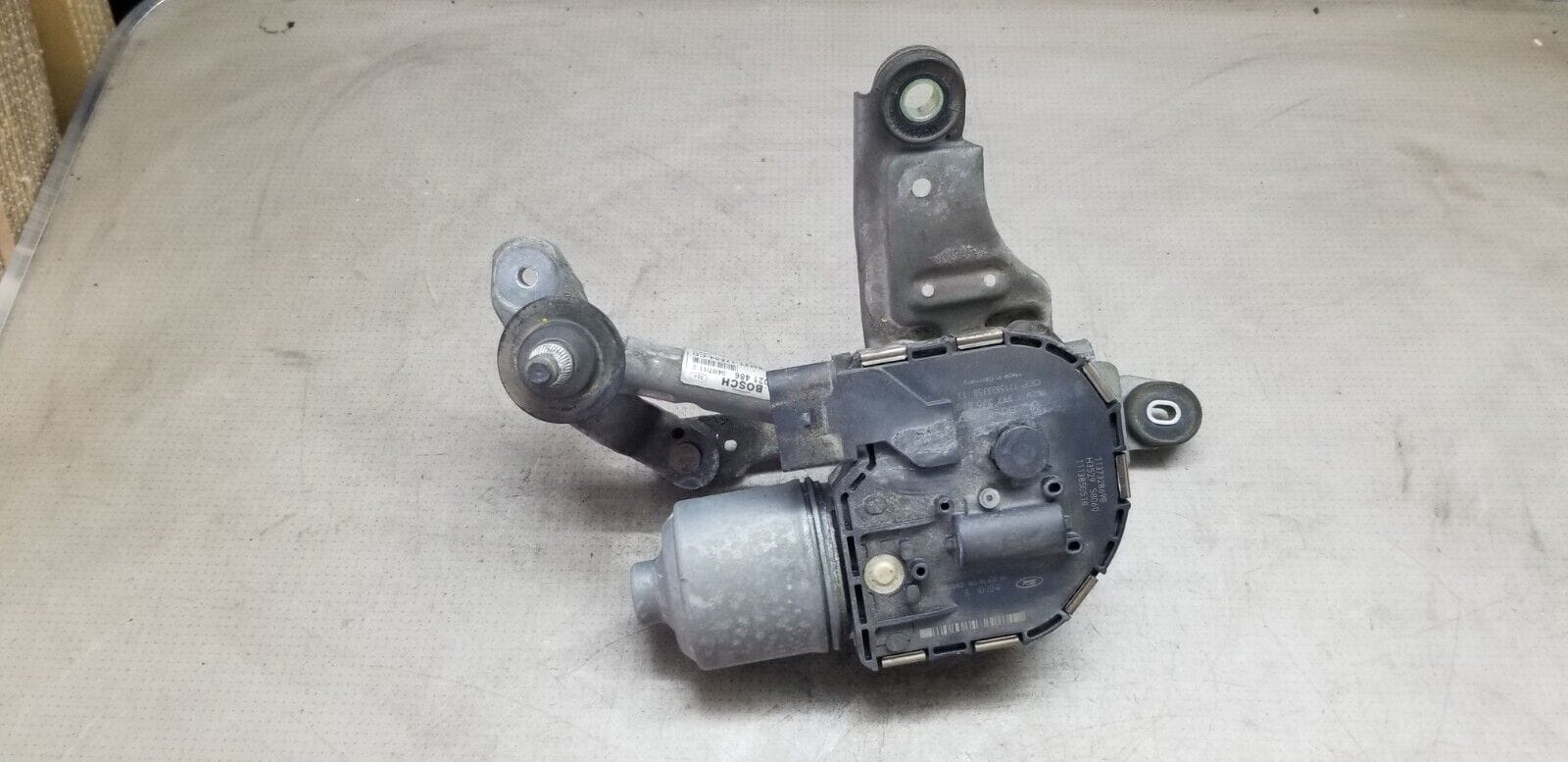 2011 FORD GALAXY Mk3 BOSCH 3397021487 Front RIGHT Wiper Motor
