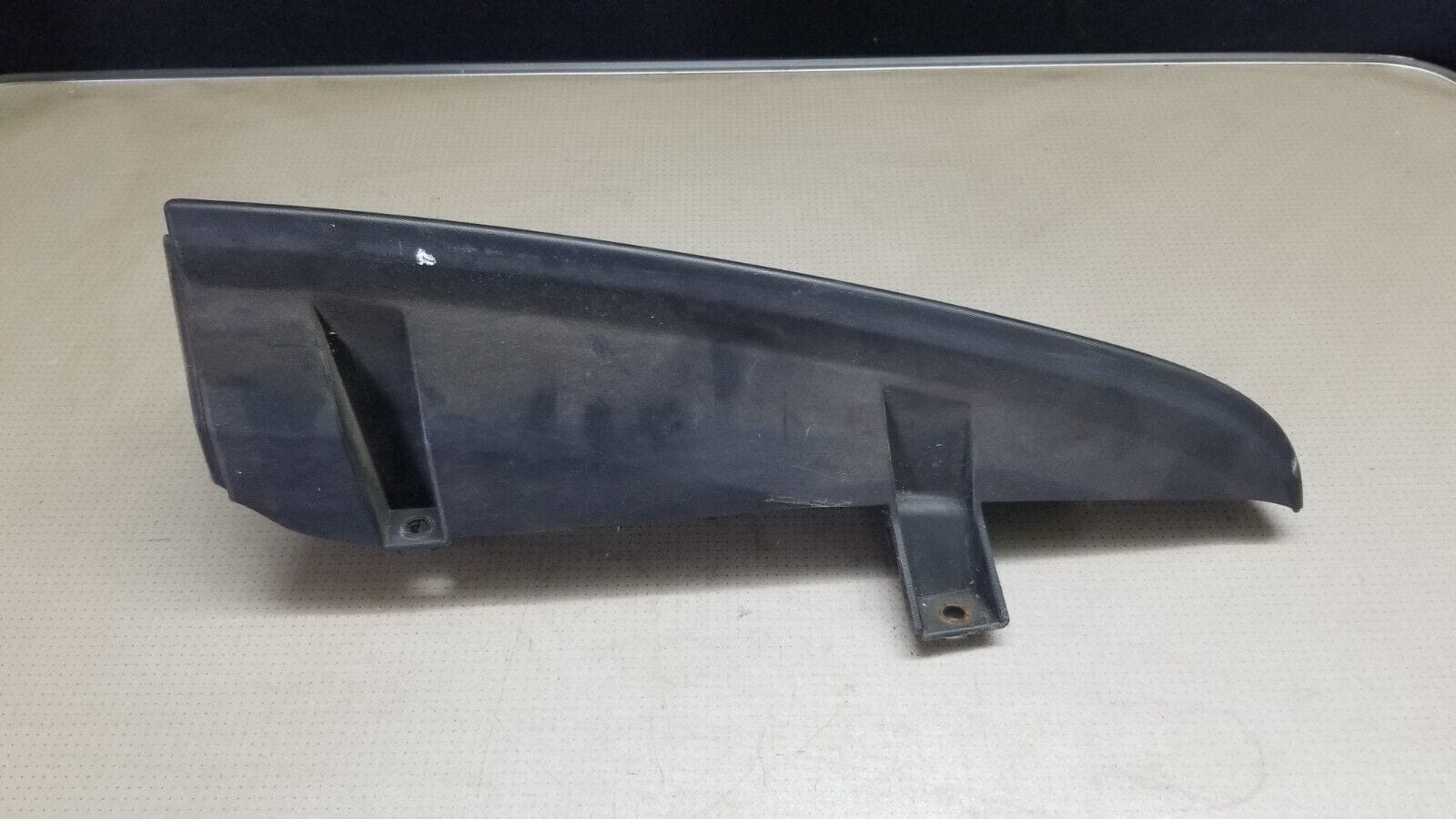 2012 RENAULT KANGOO REAR LEFT UPPER LIGHT COVER 8200499014 - Image 3