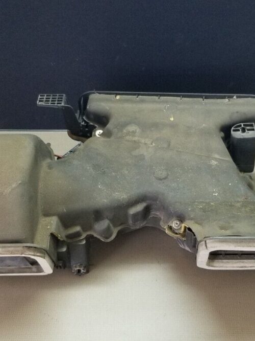 2012 Vauhall Vivaro pollen filter housing cab fan housing blower fan housing