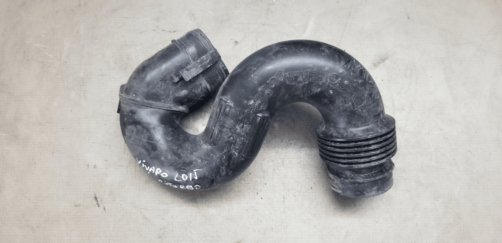 2014-2021 RENAULT TRAFIC MK3 1.6 DIESEL AIR INTAKE PIPE DUCT HOSE 165555514R