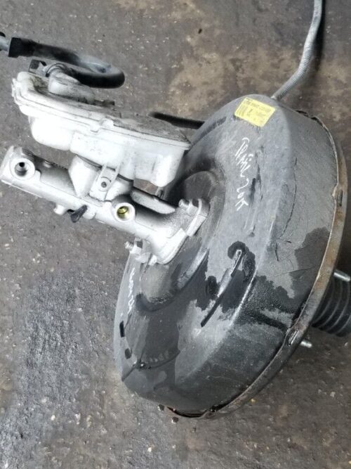 Renault Trafic III brake servo booster 472101336R front view