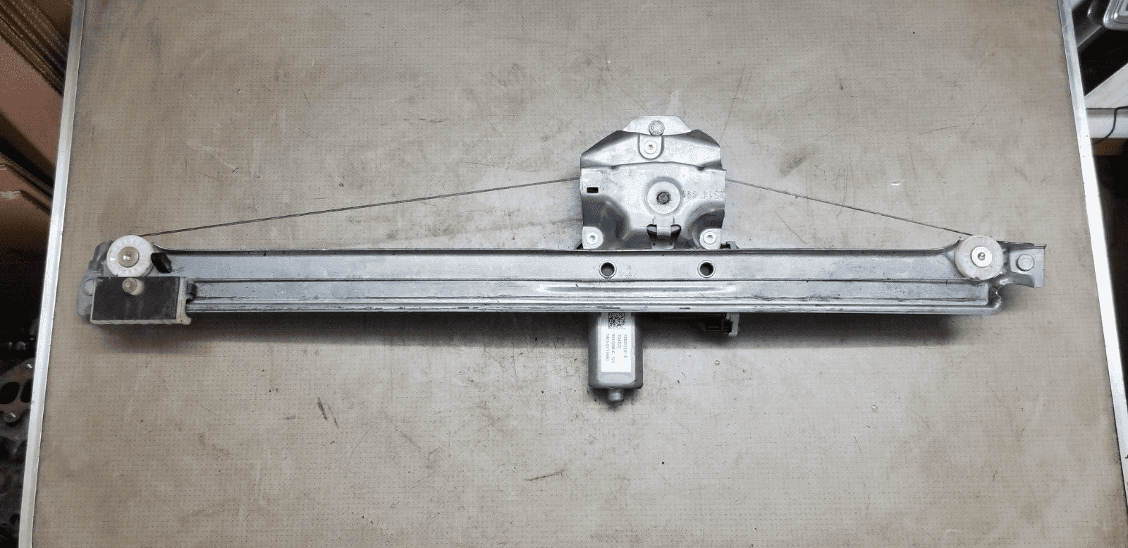 2015 RENAULT TRAFIC III WINDOW REGULATOR FRONT DRIVER ELECTRIC 807207538R