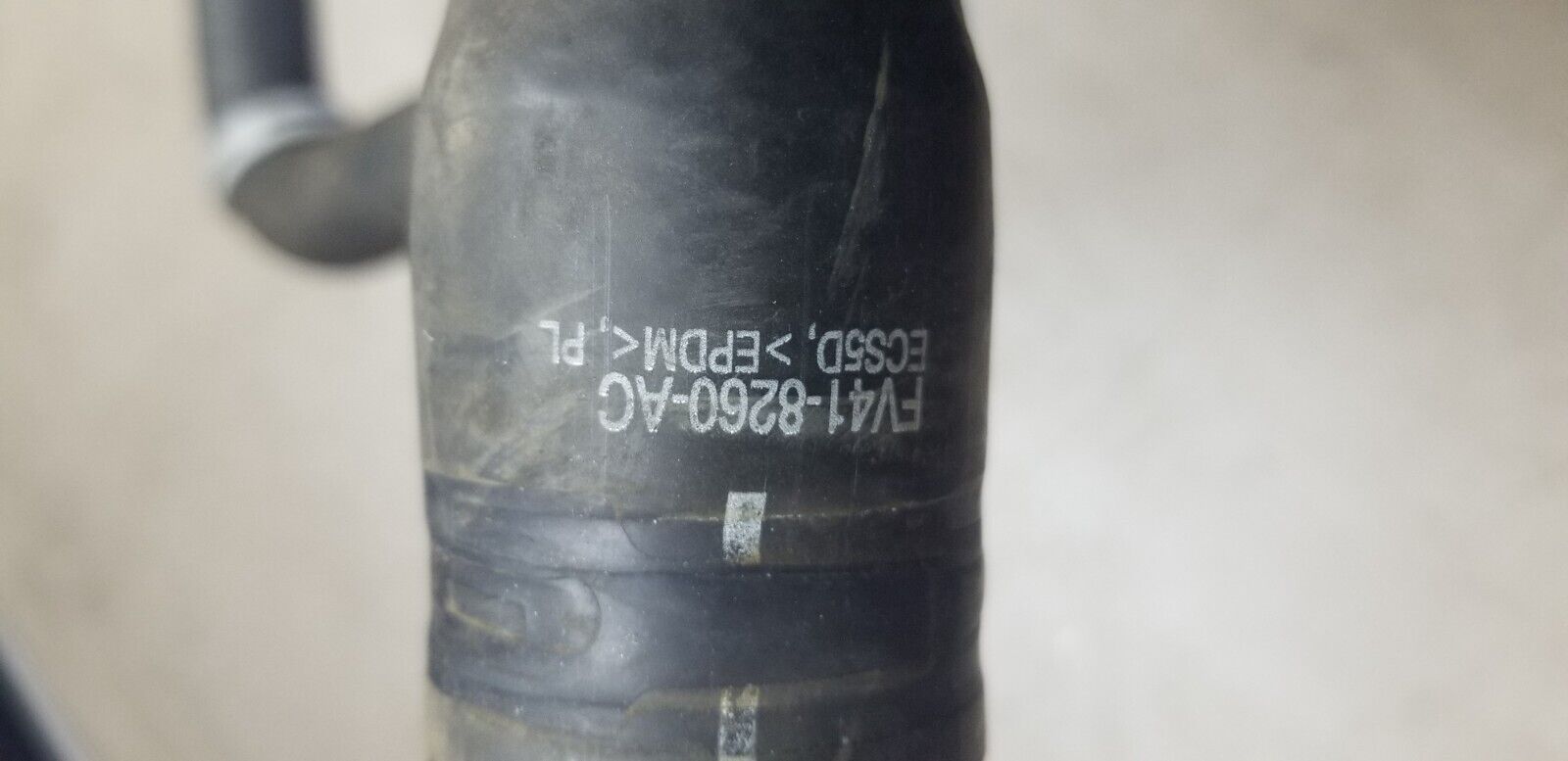 2016 FORD KUGA MK2 - 2.0 TDCI RADIATOR WATER COOLANT PIPE FV41-8260-AC - Image 5