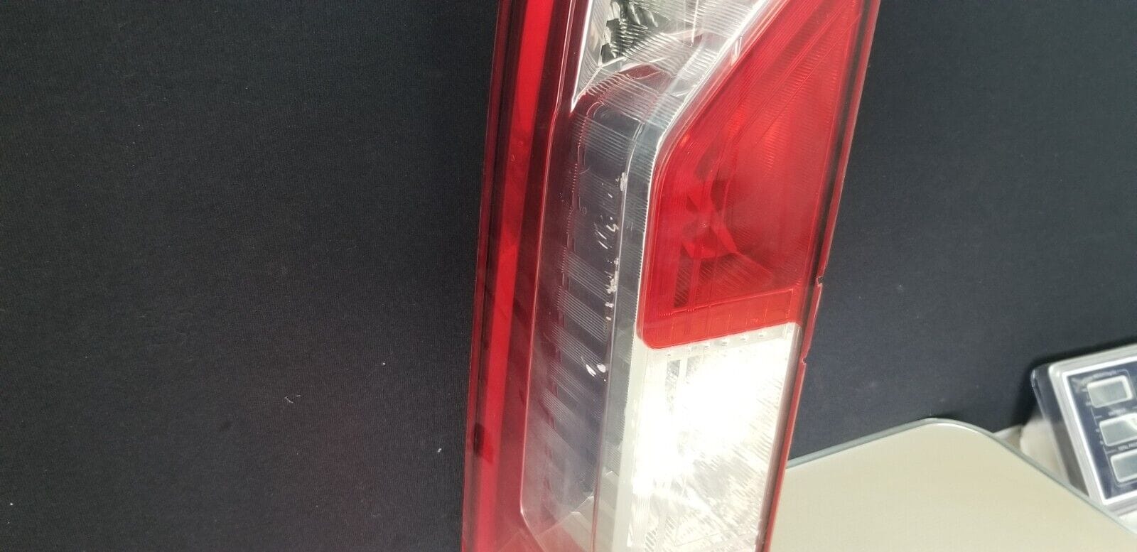 2018 Renault Master Rear Tail Light Lamp Lens Left N/S Passenger Side - Image 4