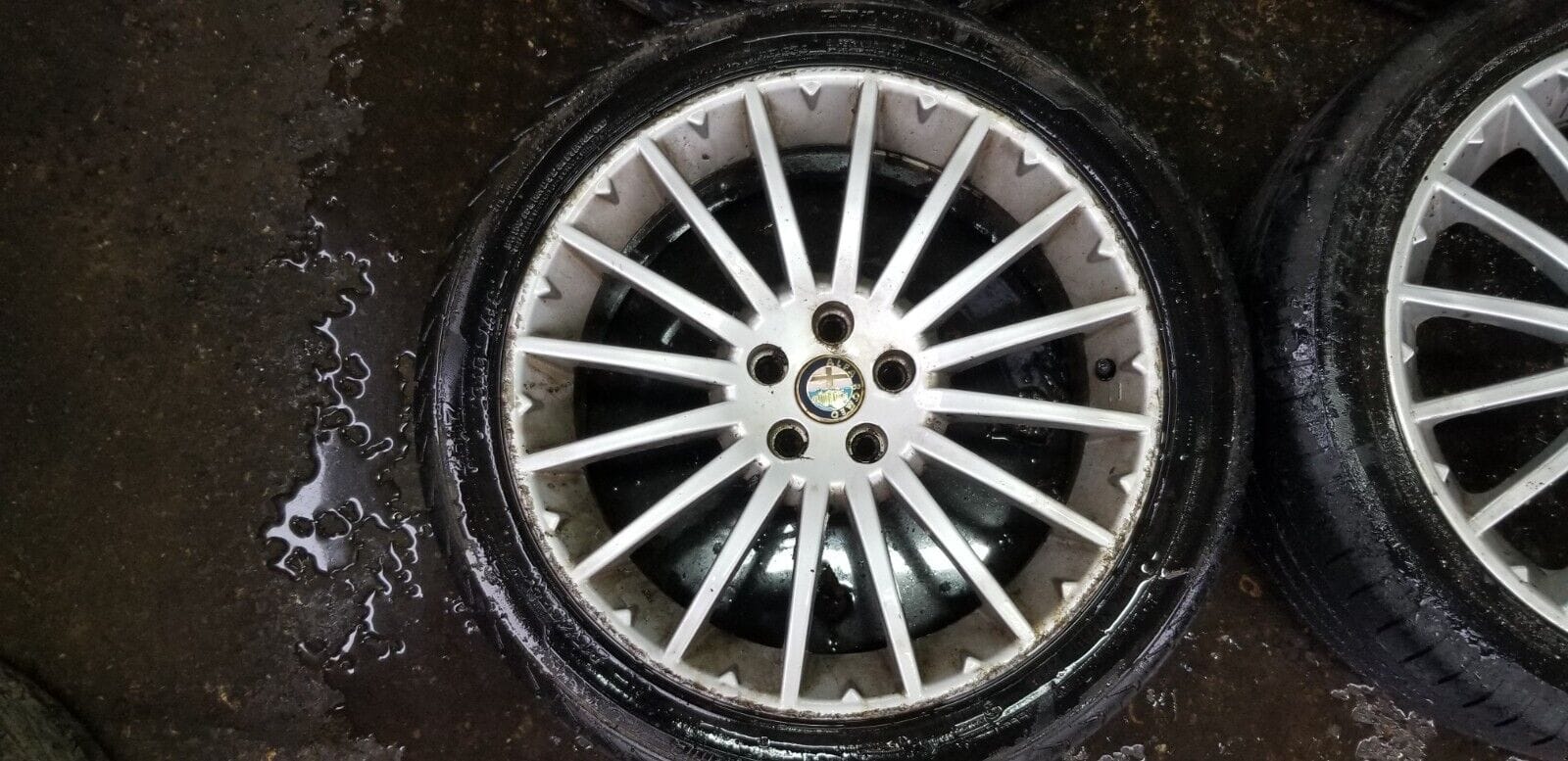 Alfa Romeo ALLOY wheelS & tyreS 5 stud 215/45/R17 7Jx17H2 - Image 3