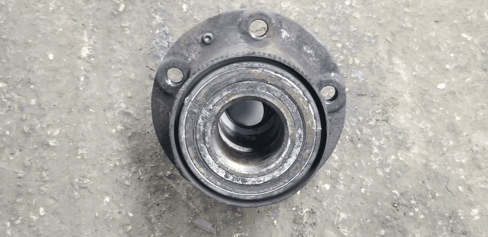 ABS sensor ring area on rear wheel hub bearing for Citroen Relay 2017