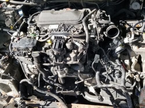 Front view of Ford 2.0 TDCi engine for S-MAX, Galaxy, and Monde