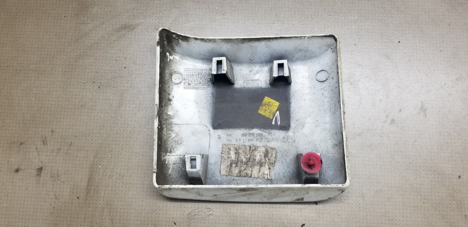 Genuine Renault Trafic Vivaro Primastar O/S Driver Moulding Trim 2001 - 2014 - Image 4