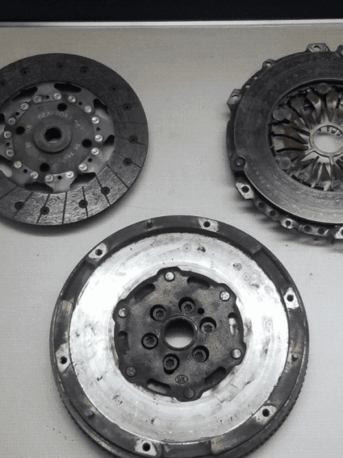 LuK Clutch Kit PEUGEOT 308 1.6 DIESEL 9675022680