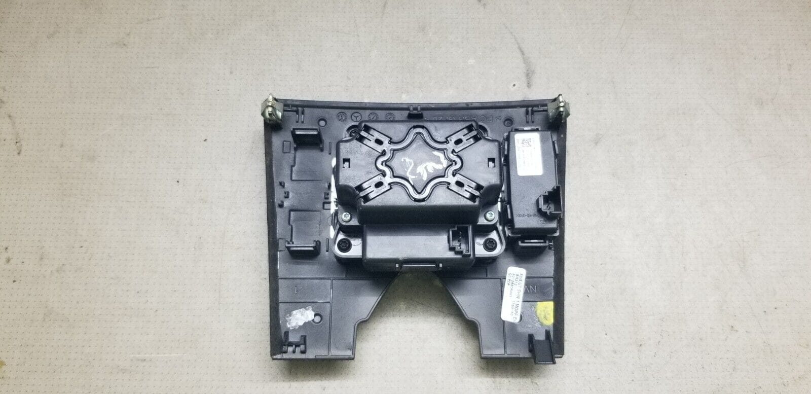 Mercedes Benz E Class 2015 Multimedia Control Panel A2126806493 - Image 4