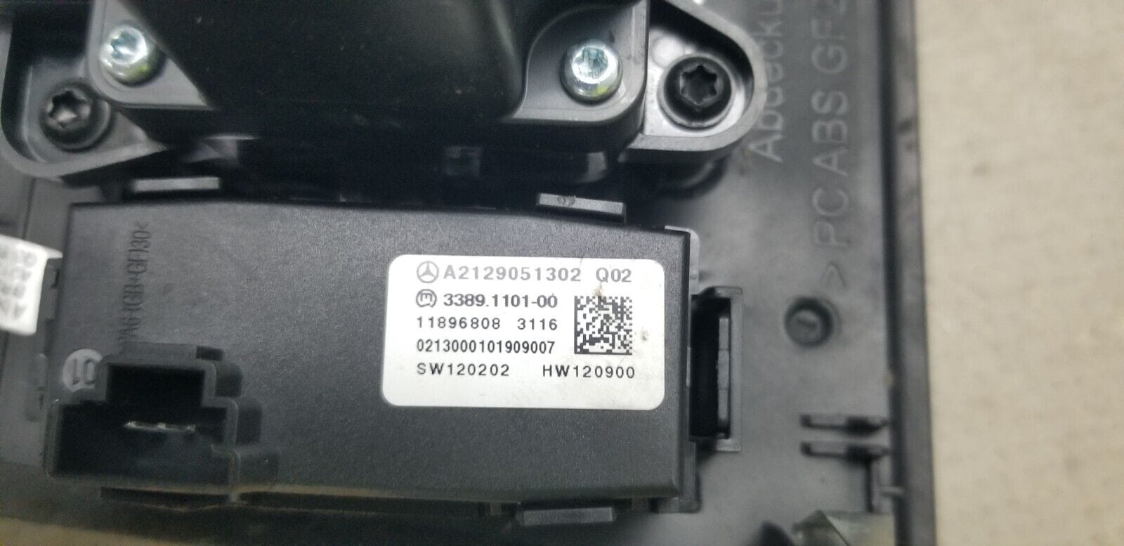 Mercedes Benz E Class 2015 Multimedia Control Panel A2126806493 - Image 6