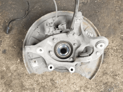 Mercedes Bebz E-ClassS 2015 W212 Passengers Rear Left Hub Assembly |O