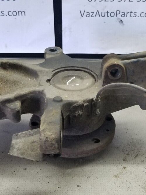 Side profile of Mercedes Sprinter 2016 front left wheel bearing assembly