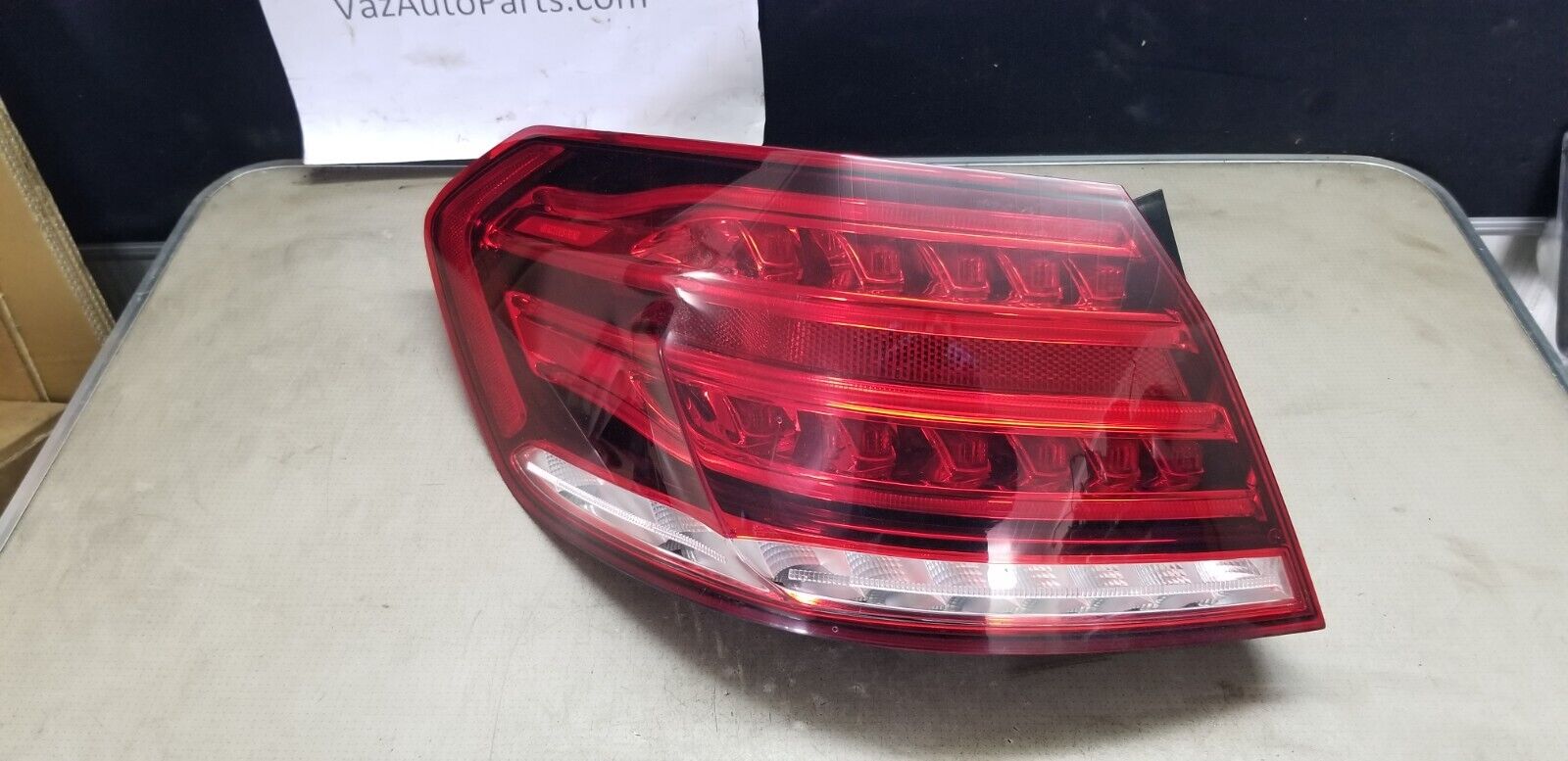 Mercedes Benz W212 E Class Saloon LED rear tail light A2129060703