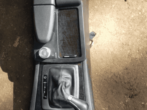 MERCEDES E CLASS C207 W207 CENTRE CONSOLE LEATHER ARM REST 2012 A2046800150