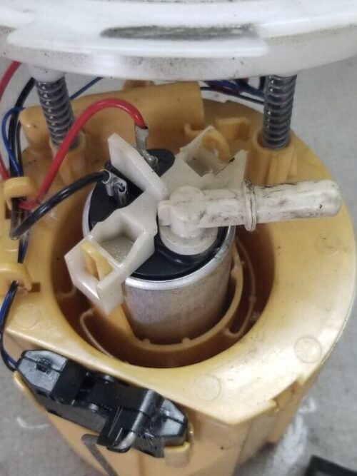 Mercedes W212 E-Class E300 genuine in-tank fuel pump A2124700194