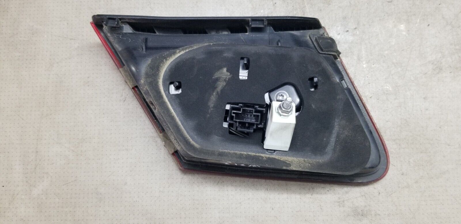 Mercedes Benz E Class Inner Tail Light Rear Left NSR E220 W212 Saloon 2015 |O - Image 3