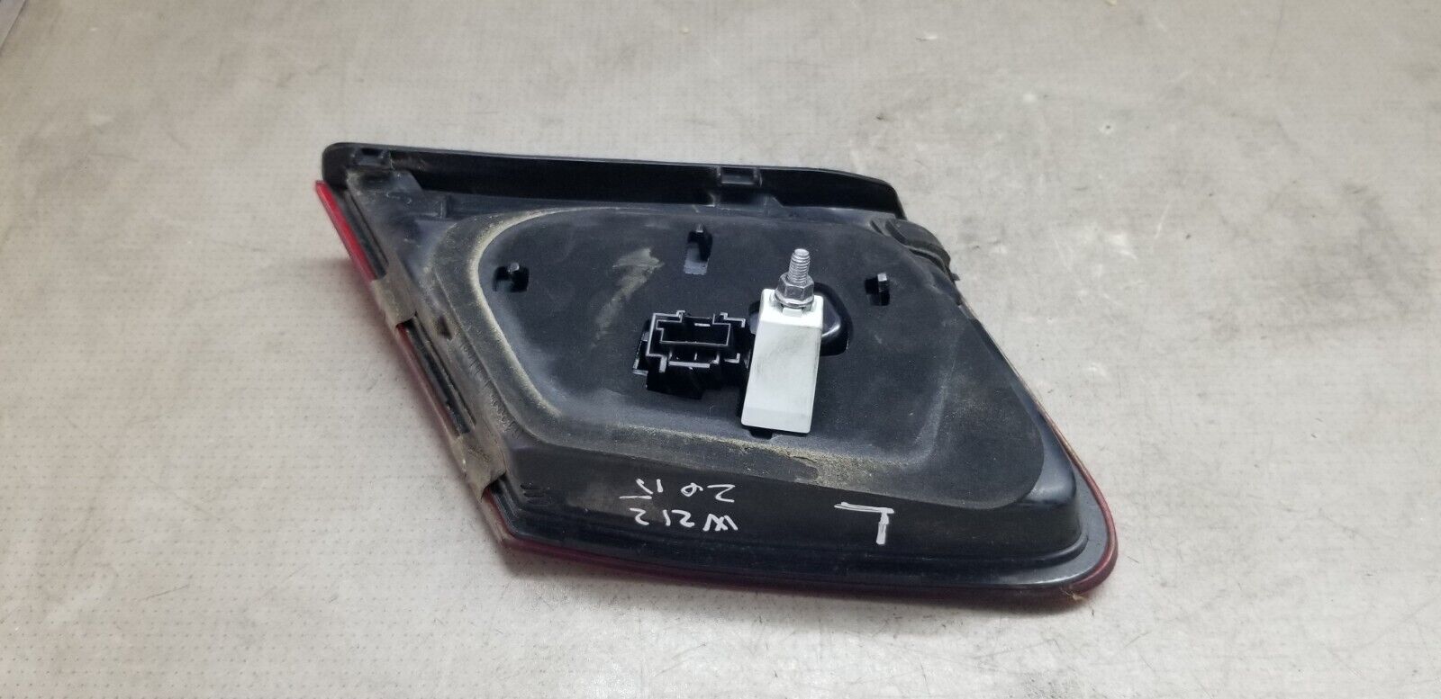 Mercedes Benz E Class Inner Tail Light Rear Left NSR E220 W212 Saloon 2015 |O - Image 4