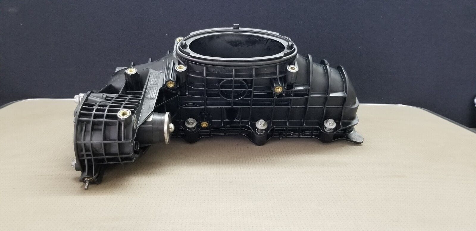 MERCEDES E INTAKE MANIFOLD 2.2 DIESEL 6510900037 OM651 W212 2009 - 2013 - Image 4