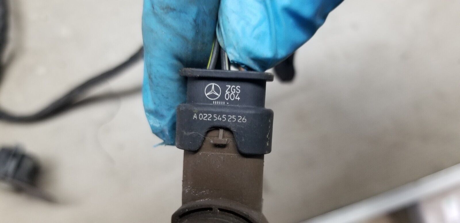 Mercedes E220 2015 W212 Front Bumper Parking Sensors And Wiring Loom - Image 15