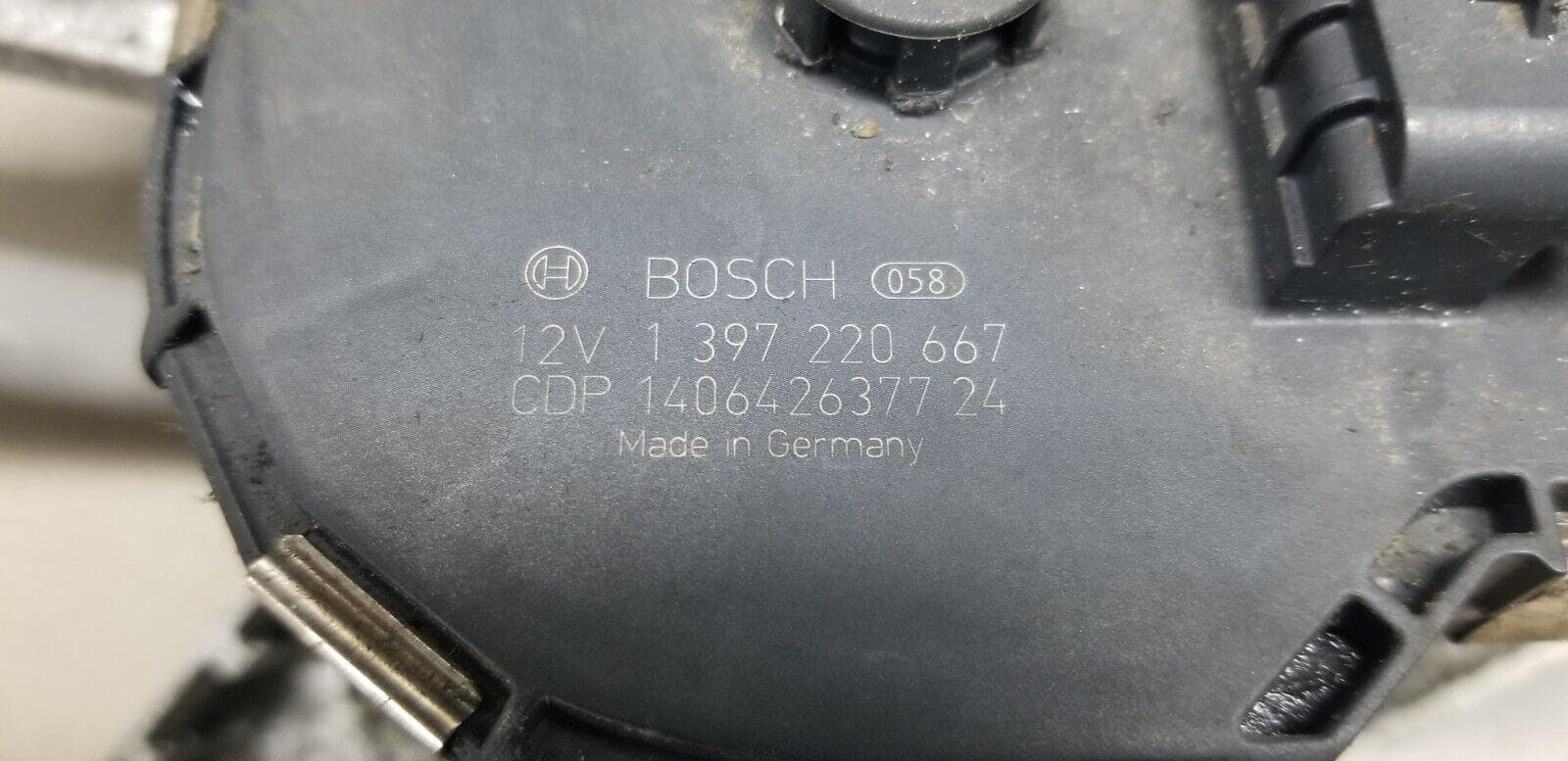 Mercedes Benz E220 CDI 2012 Front Windshield Wiper Motor A2128201340 |O - Image 4