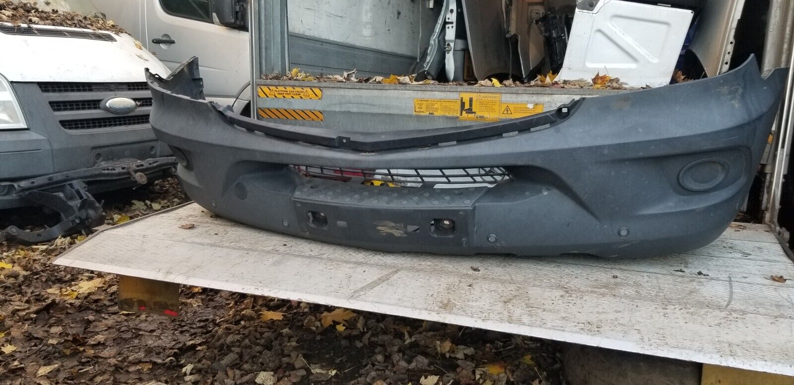 Mercedes Sprinter Genuine Front Bumper A9068851570 |O