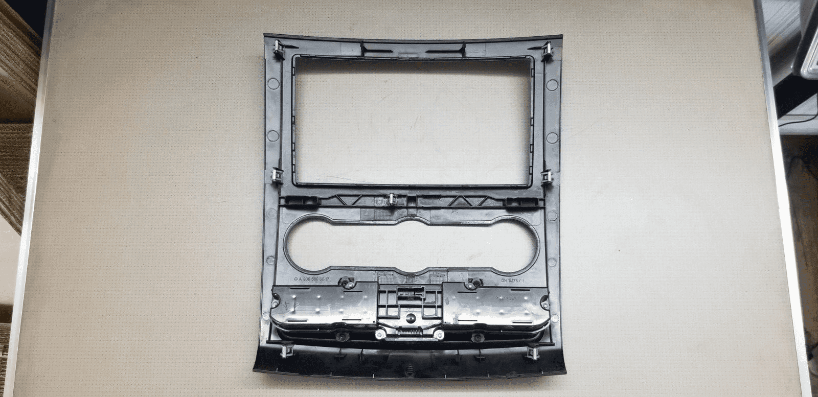 Mercedes Sprinter Heater Control Stereo Centre Surround Trim 07-18 A9066800017 |O - Image 3