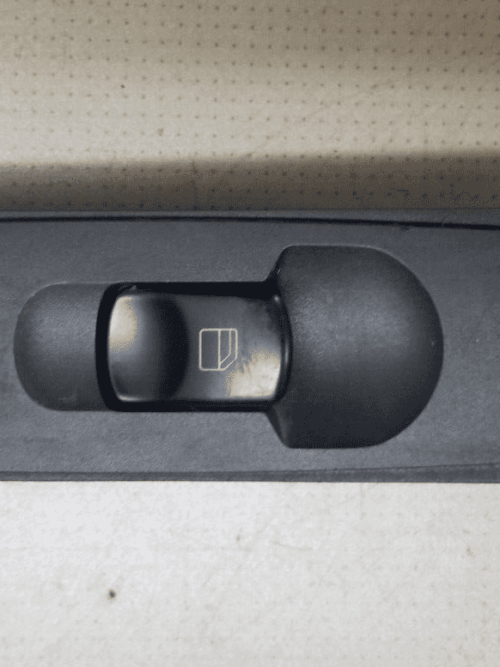 MERCEDES SPRINTER MK2 09-23 ELE WINDOW SWITCH (FRONT PASSENGER SIDE) A9065451913