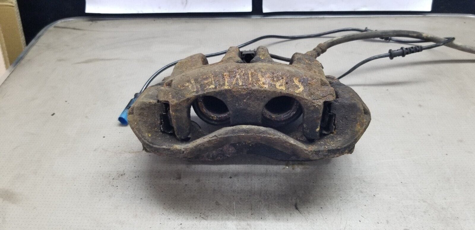 MERCEDES SPRINTER W906 RIGHT FRONT BRAKE CALIPER DRIVERS SIDE 2013 - Image 4