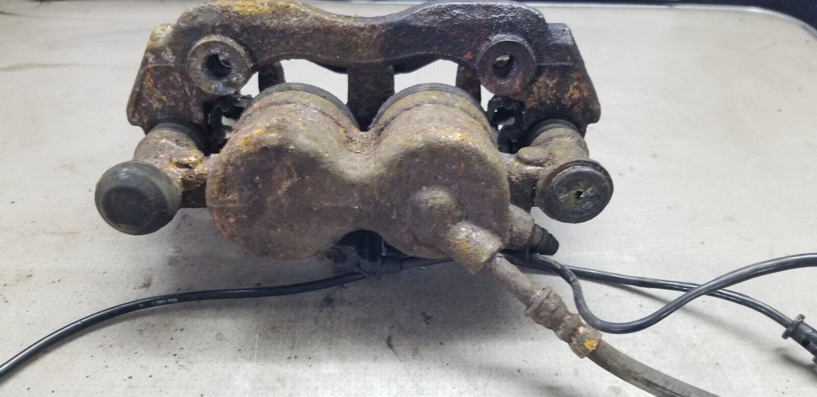 MERCEDES SPRINTER W906 RIGHT FRONT BRAKE CALIPER DRIVERS SIDE 2013 - Image 7