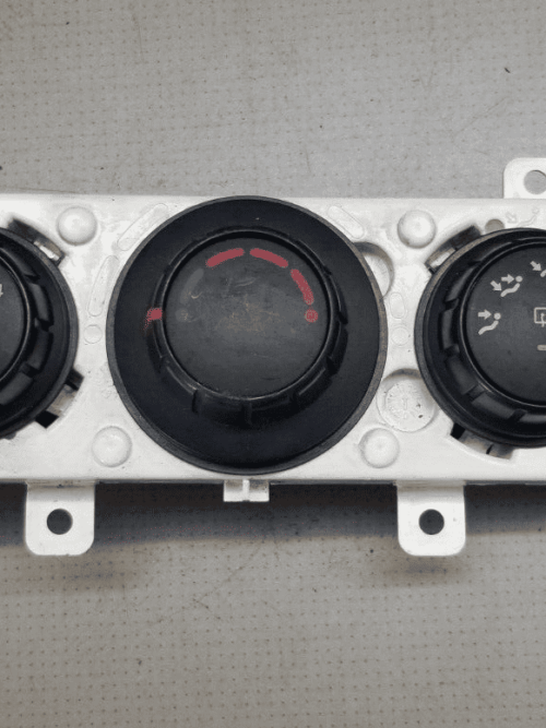 MOVANO / MASTER / NV400 HEATER CONTROLS 275700007R--B2 2011 - 2015