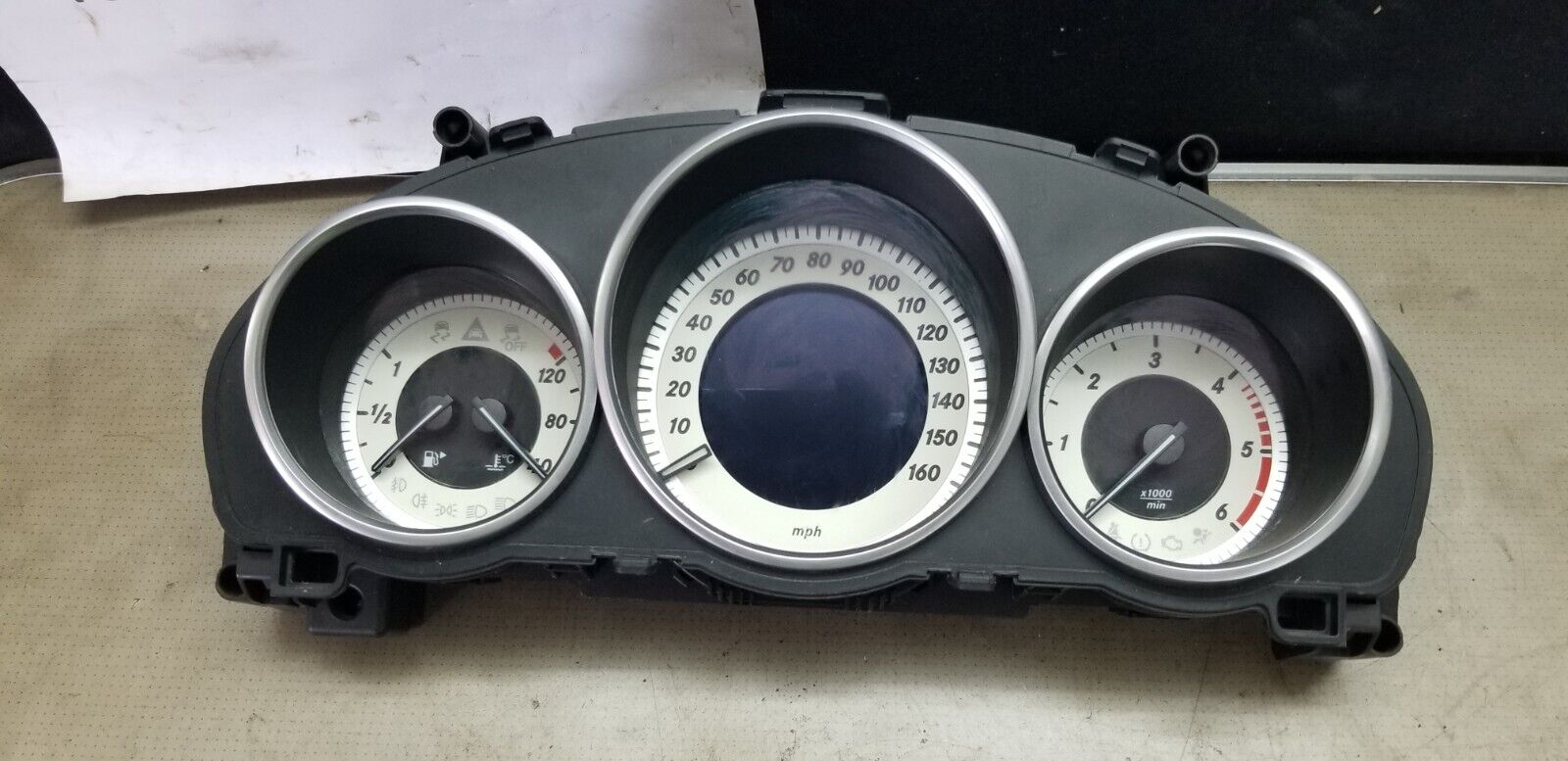 Mercedes E-class W212 E212 W207 Speedometer Instrument Cluster A2129002829