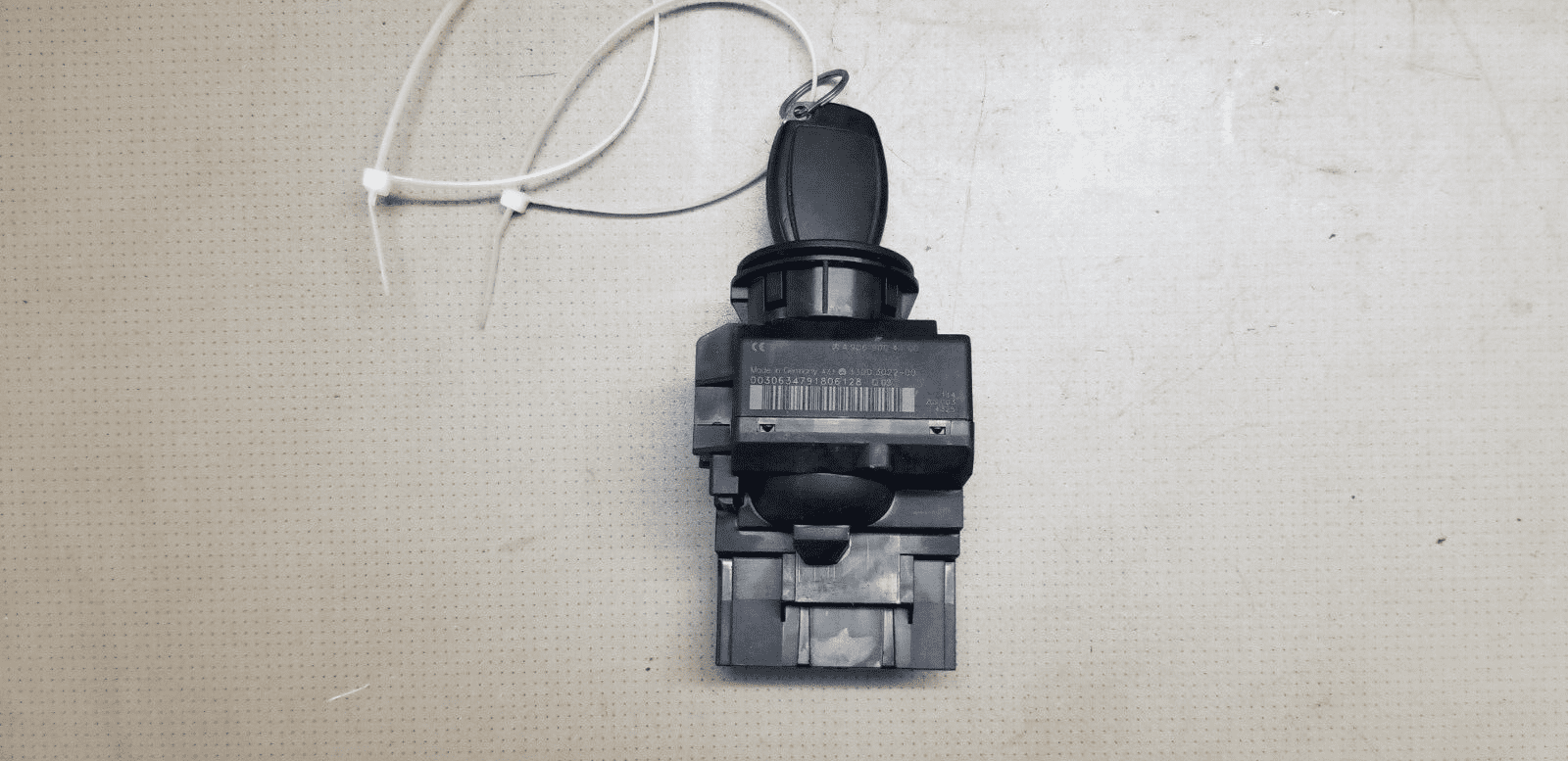 Mercedes Benz Sprinter Ecu Engine Control Unit Kit A 6519000700 A 6519010600 Crd3.20 - Image 8