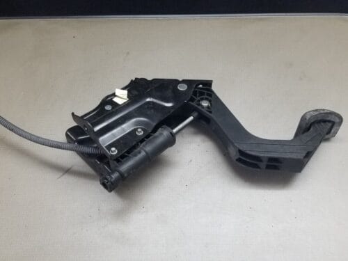 Mercedes Sprinter W906 – Clutch Pedal Master Cylinder – Genuine A9062900212