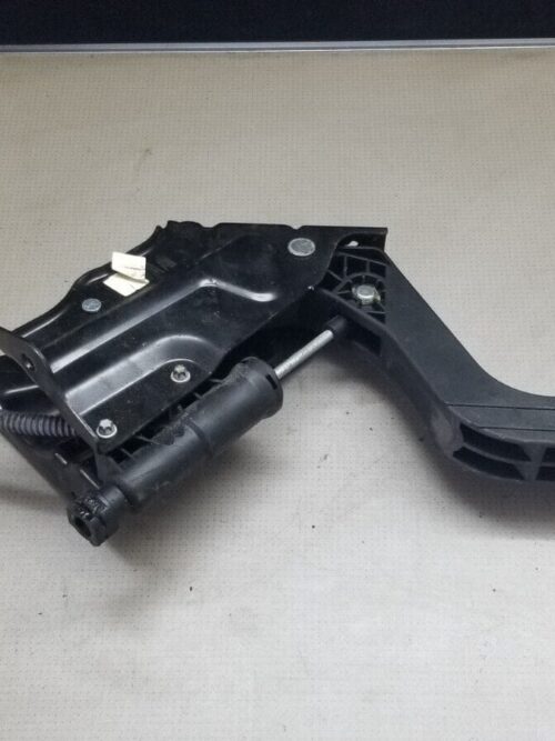 Mercedes Sprinter W906 - Clutch Pedal Master Cylinder - Genuine A9062900212