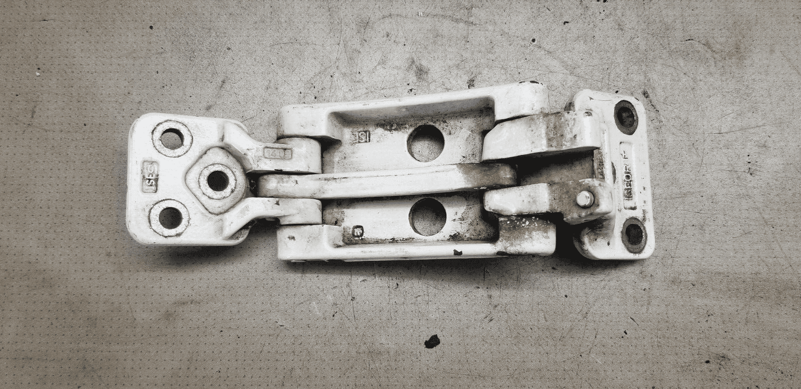 Mercedes Sprinter W906 Rear Right Door O/S Upper Hinge Top - Image 3