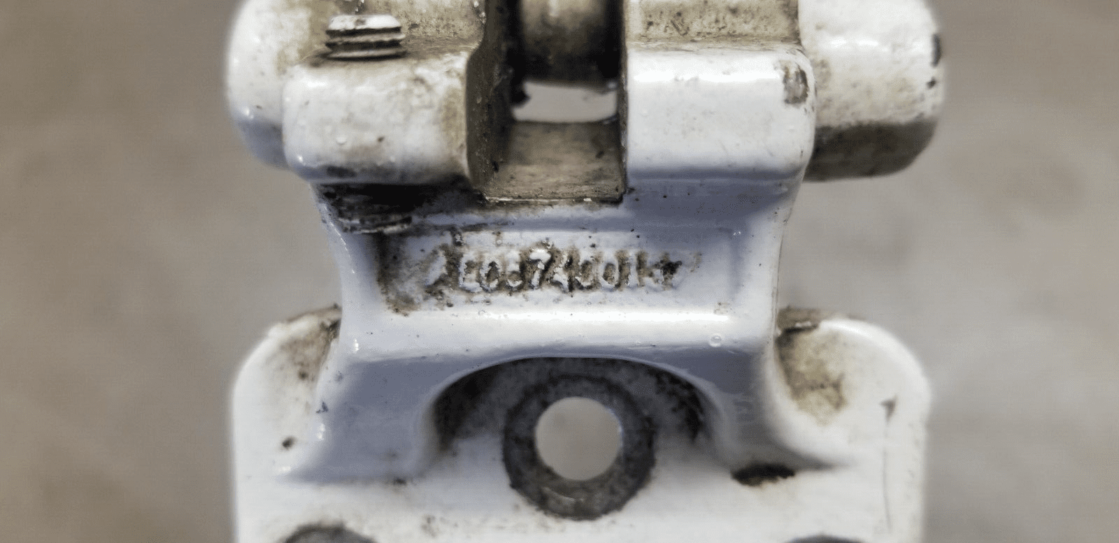 Mercedes Sprinter W906 Rear Right Door O/S Upper Hinge Top - Image 4