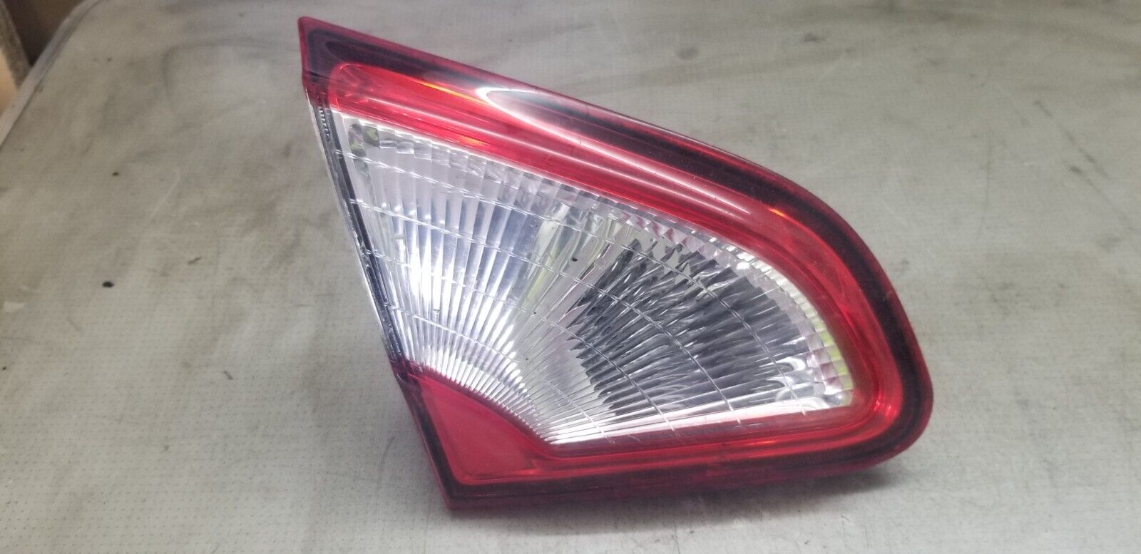 Nissan Qashqai 2011 Nearside Passenger Rear Inner Tailgate Lamp |O