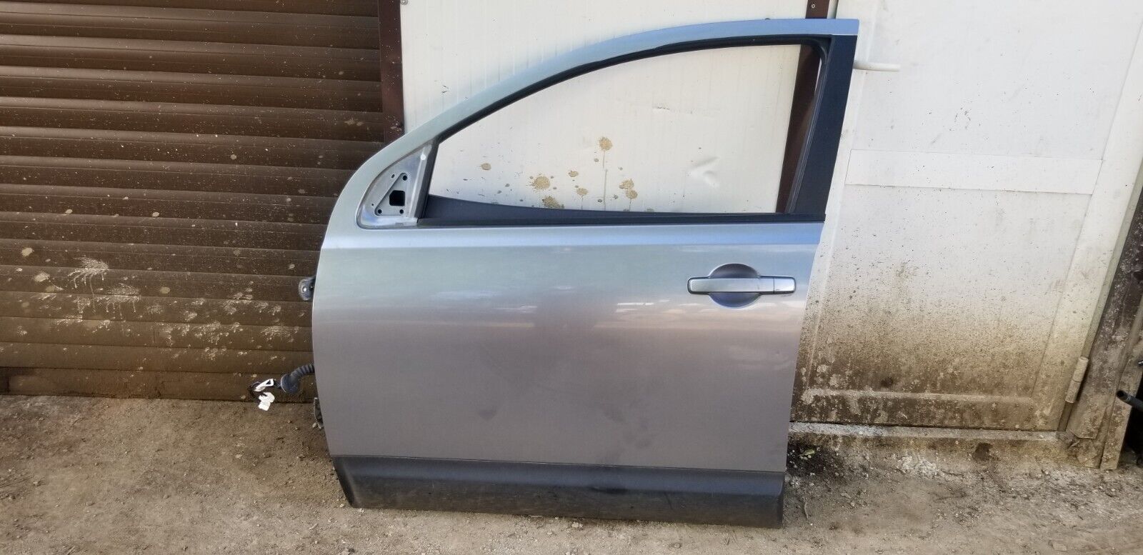 NISSAN QASHQAI DOOR FRONT PASSENGER SIDE OFFSIDE RH 2011 GREY