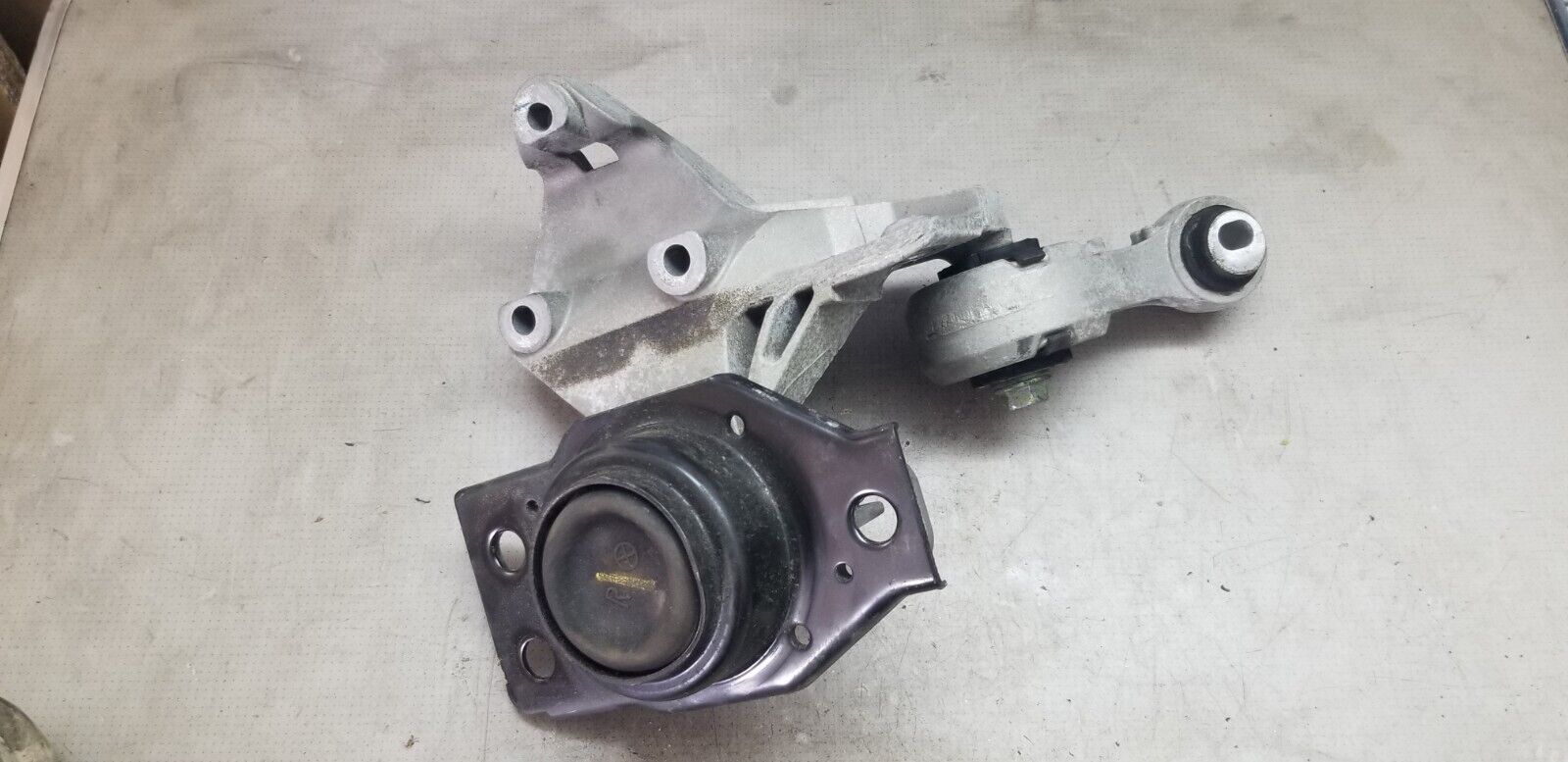 Nissan Qashqai +2 Engine Mount Engine 1.5 Diesel 2010-2014
