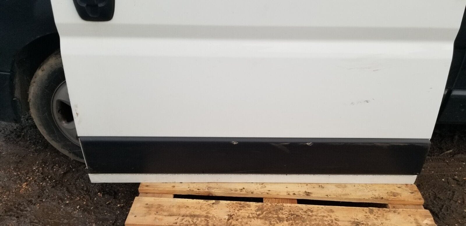 Peugeot Boxer Passenger Nearside Side Sliding Door 2.0HDI 2018 (WHITE) - Image 3