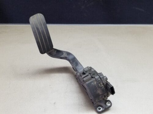 RENAULT MASTER THROTTLE ACCELERATOR PEDAL 2.3L Diesel 8200672371 10-23