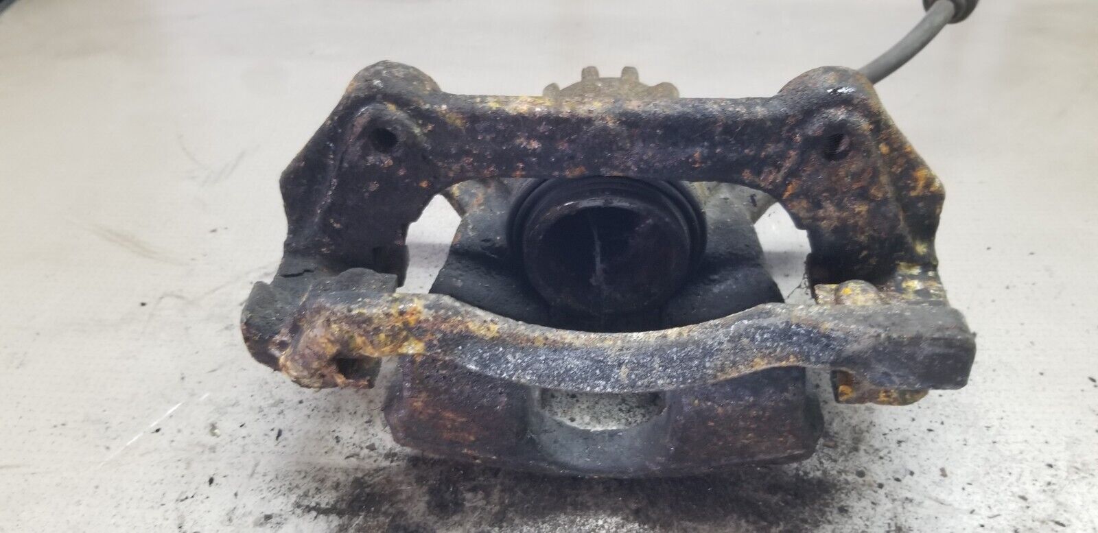 RENAULT TRAFIC 1.6 DIESEL DRIVERS SIDE FRONT BRAKE CALIPER OSF 2015 - 2019 - Image 6