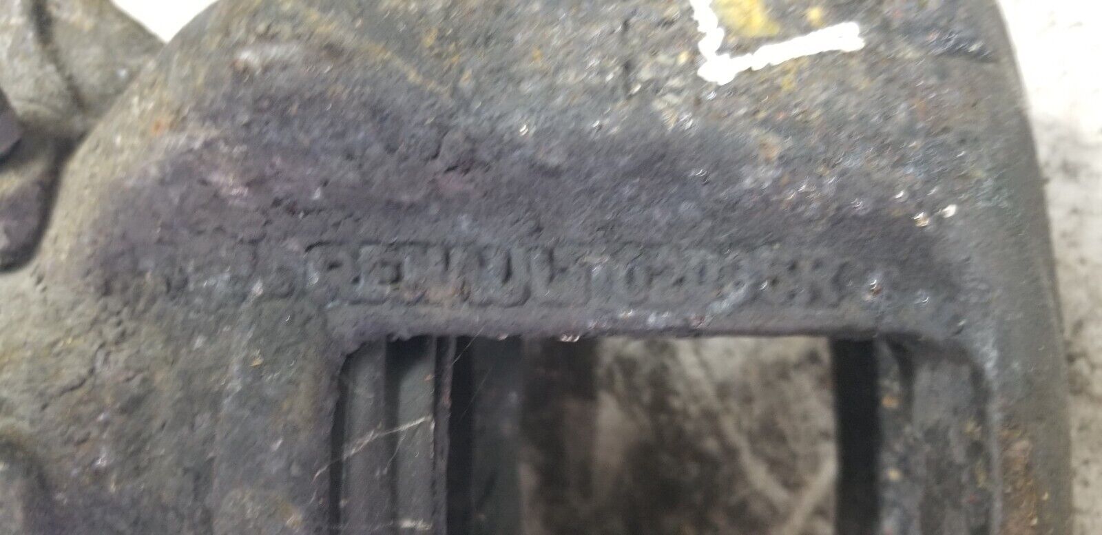 RENAULT TRAFIC 1.6 DIESEL PASSENGERS SIDE FRONT BRAKE CALIPER NSF 2015 - 2019 - Image 4