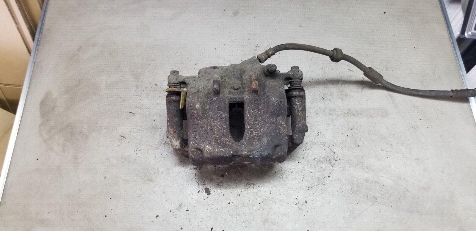 RENAULT TRAFIC BRAKE CALIPER LEFT FRONT MK2 2007 - 2014 68615159684