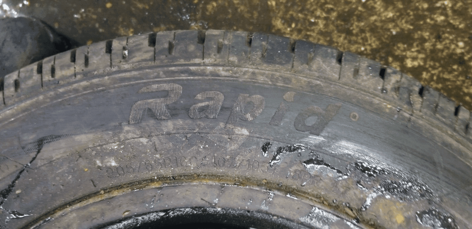 RENAULT TRAFIC STEEL WHEEL AND TYRE 205/65 R16C - Image 5