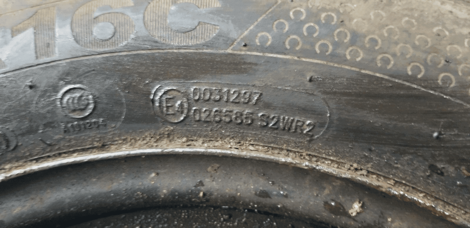RENAULT TRAFIC STEEL WHEEL AND TYRE 205/65 R16C - Image 7