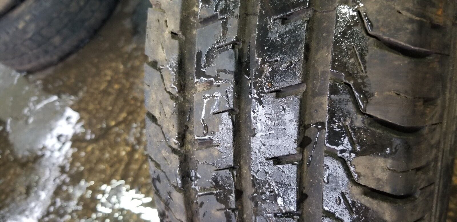 RENAULT TRAFIC STEEL WHEEL AND TYRE 205/65 R16C - Image 10